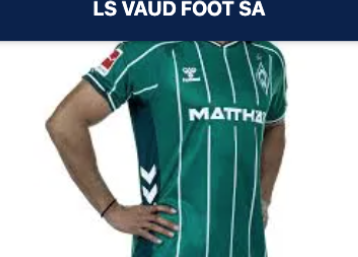 Crop of the prizes screen of Le Papet du LS — beneath the "LS Vaud Foot SA" header, the green Werder Bremen jersey signed by Isaac Schmidt.